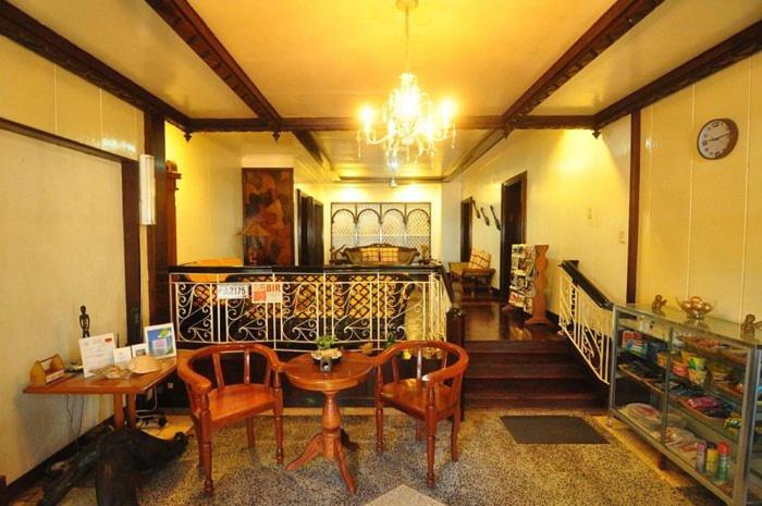 Ayahay Sa Matutina Hotel Puerto Princesa ภายนอก รูปภาพ